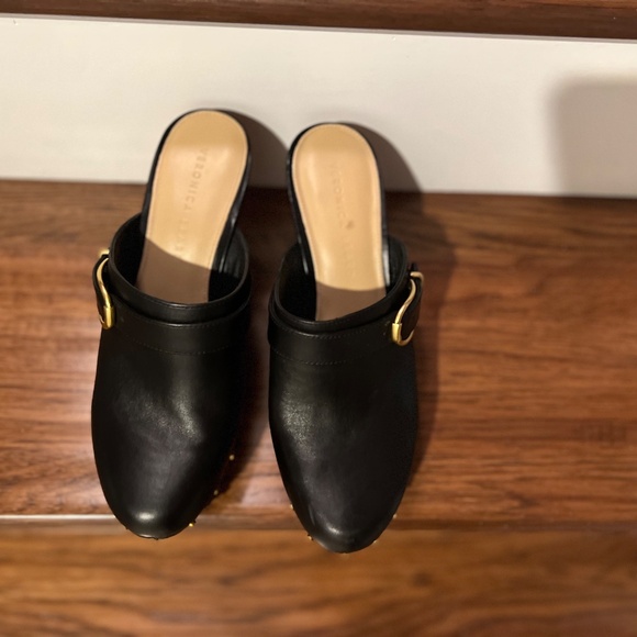 Veronica Beard Hendrix buckled  Clogs - Picture 5 of 9